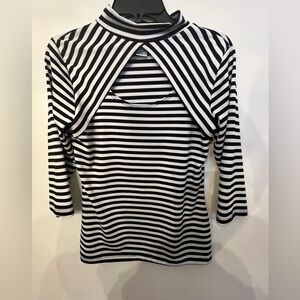 DOTS TOP BLACK & WHITE STRIPES. SIZE MED MOCK TURTLE NECK W/OPEN SCOOP NECK
